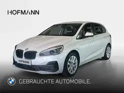 BMW 225