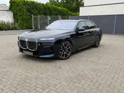 BMW 750