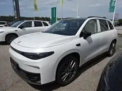 Leapmotor C10