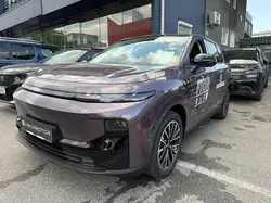 Leapmotor B10