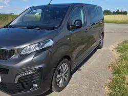 Peugeot Traveller