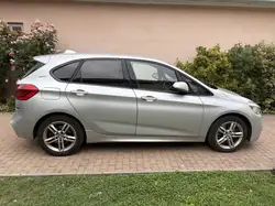 BMW 225