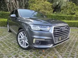 Audi Q7 e-tron
