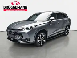 MG HS