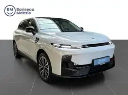Leapmotor B10