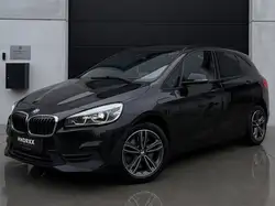 BMW 225