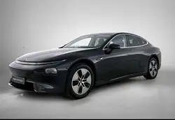 Xpeng P7