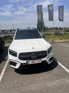 Mercedes-Benz GLB 180