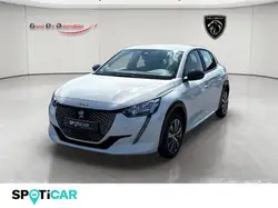 Peugeot e-208
