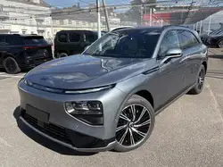 Xpeng G9