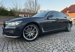 BMW 745