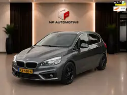 BMW 225