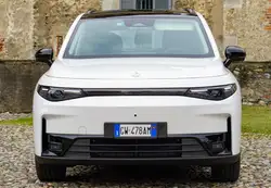 Leapmotor C10