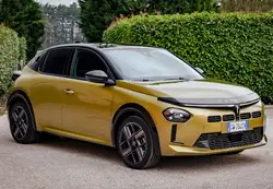 Lancia Ypsilon