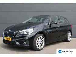BMW 225