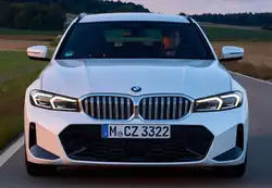 BMW 330