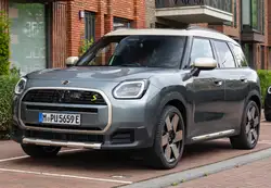 MINI One Countryman